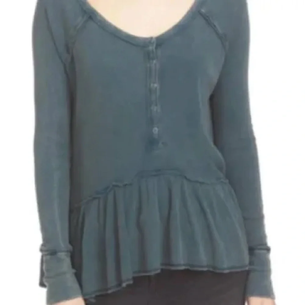 Size S- Free People green persized waffle/thermal top